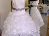 Vestuvių suknelė su šleifu, iš organzos, 2000 Lt